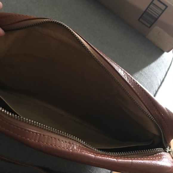 Authentic Louis Vuitton Messanger bag - Picture 6 of 8